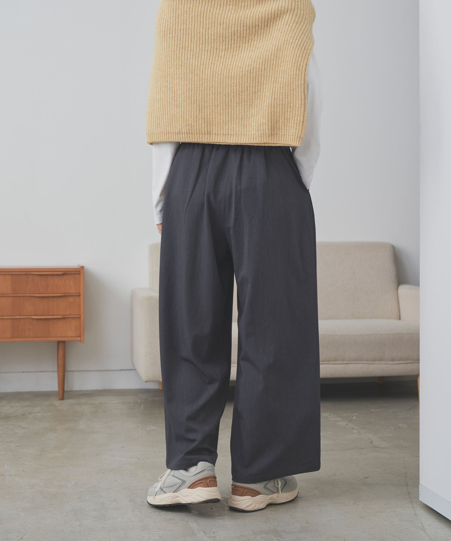 URBAN RESEARCH DOORS「『仁村紗和さん着用』『UR TECH』完声9分丈ワイドパンツ」|その他|