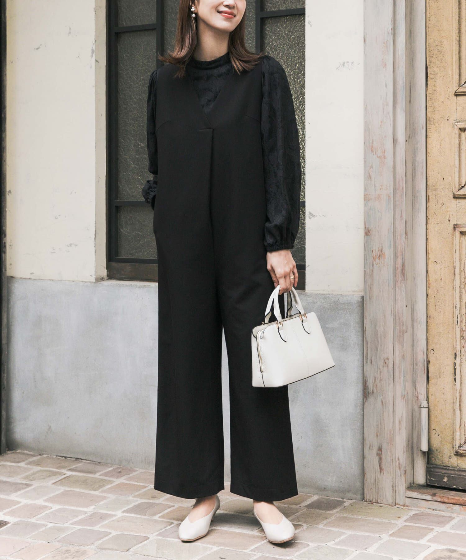 URBAN RESEARCH DOORS「Vネックタックオールインワン」|オールインワン|