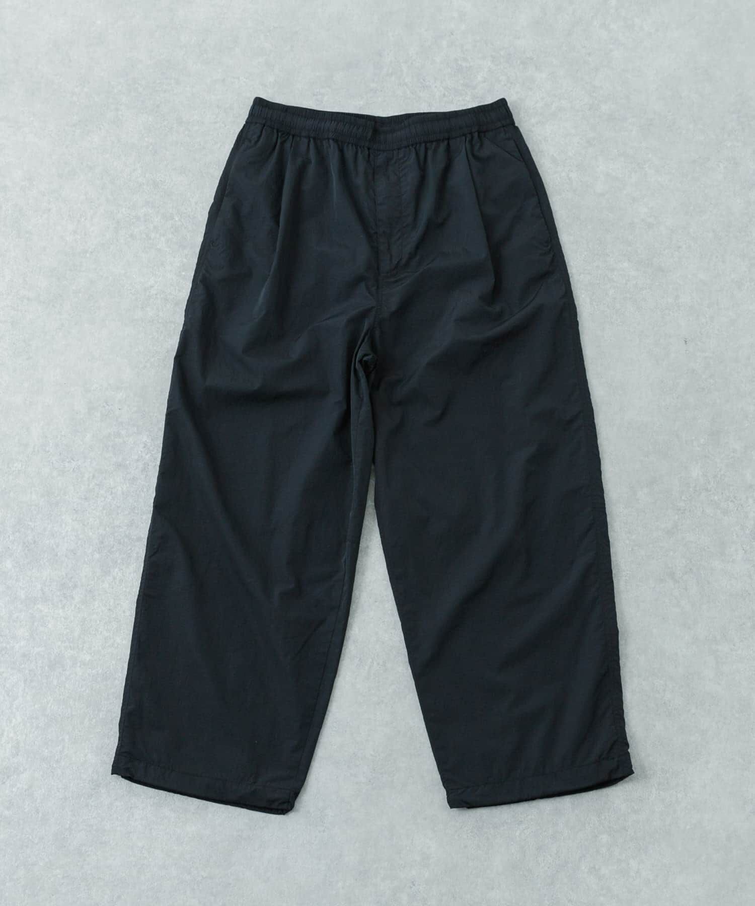 URBAN RESEARCH「NYLON WIDE EASY PANTS」|その他|ブラック