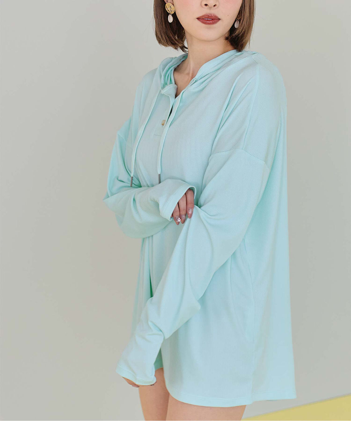 SEA DRESS「オーバーシルエットラッシュパーカープルオーバー」|ビキニトップス|アイスブルー