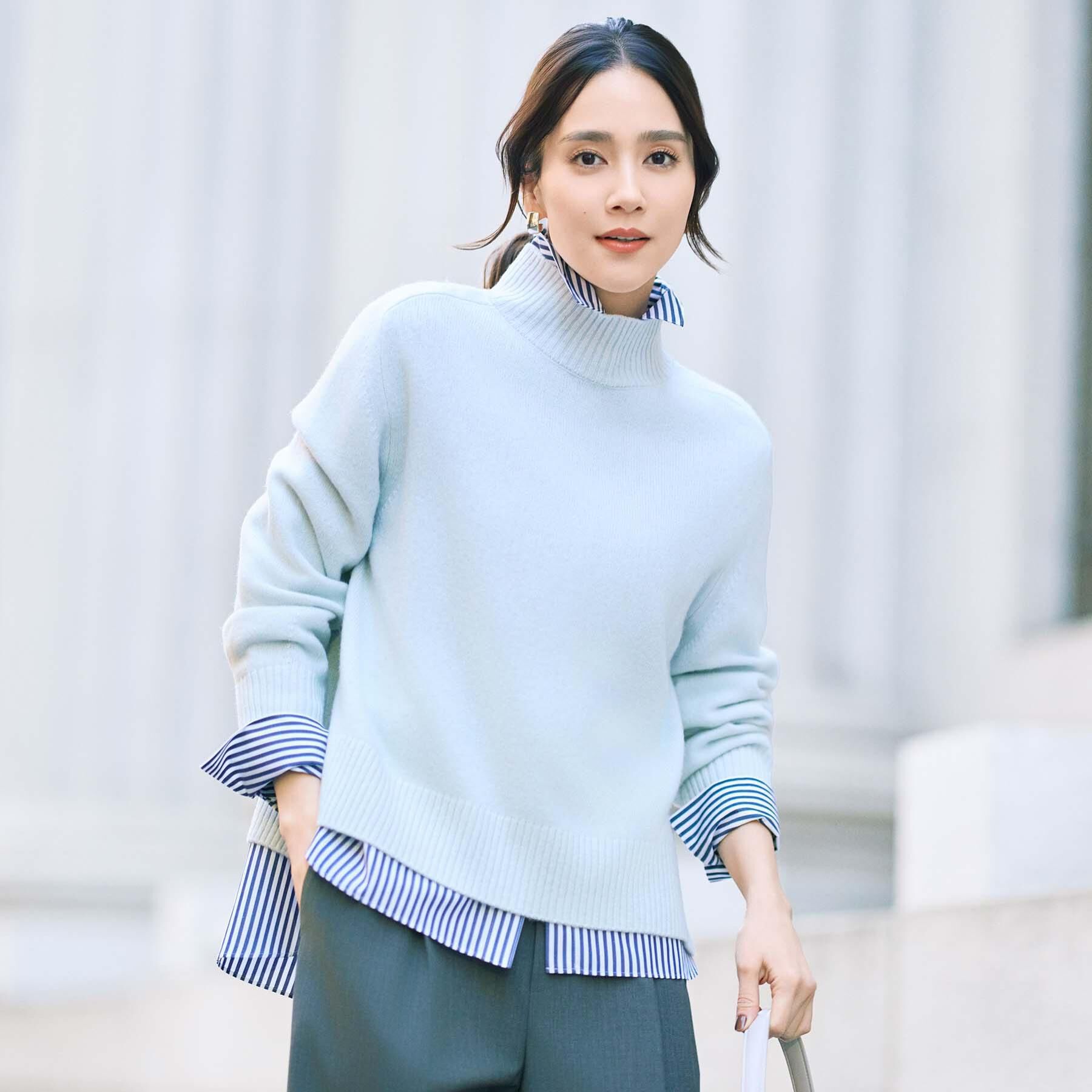 UNTITLED「【8色展開/洗える】ウールカシミヤ ハイネックニット」|ニット・セーター|サックスブルー(09