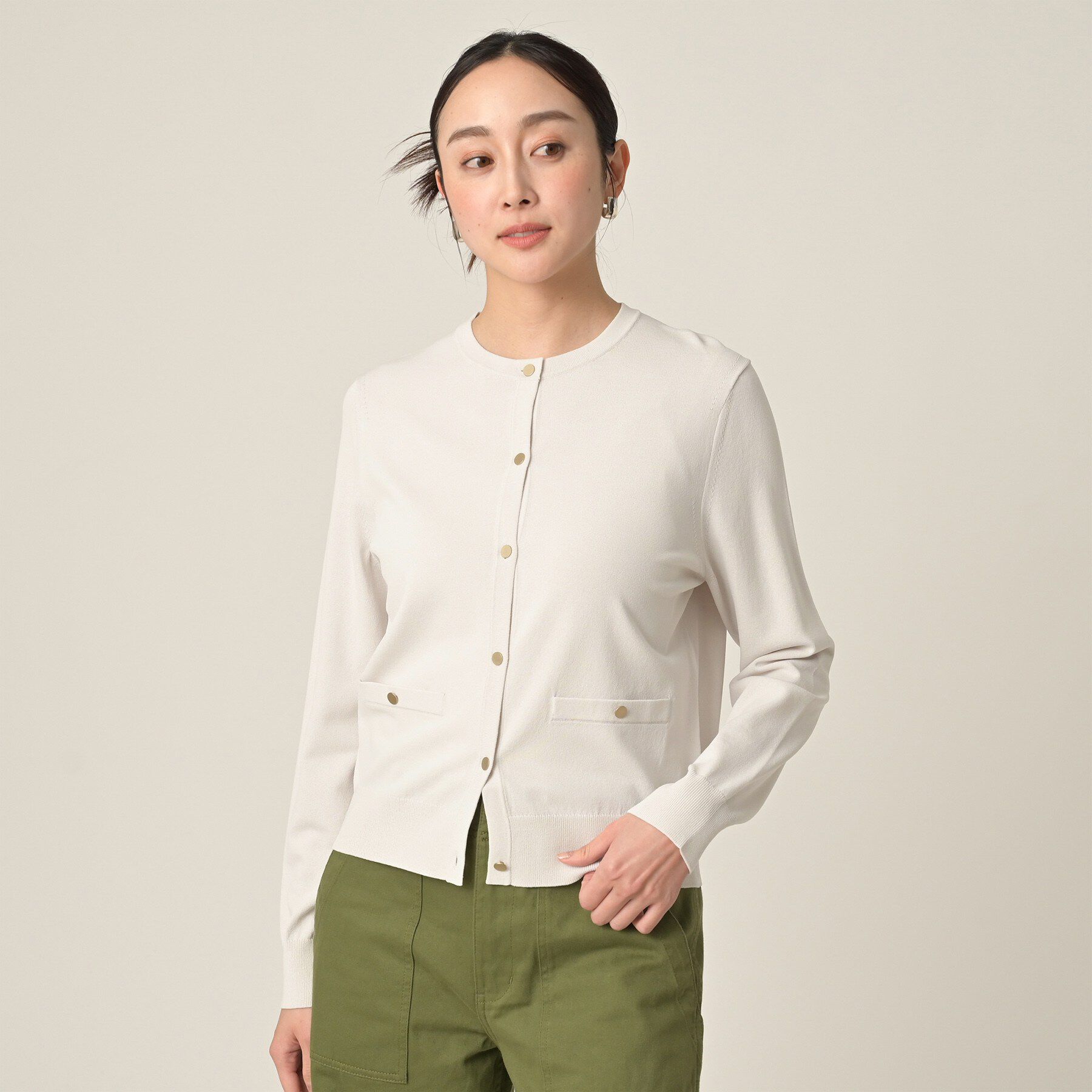 UNTITLED「クルーネックニットカーディガン」|カーディガン|