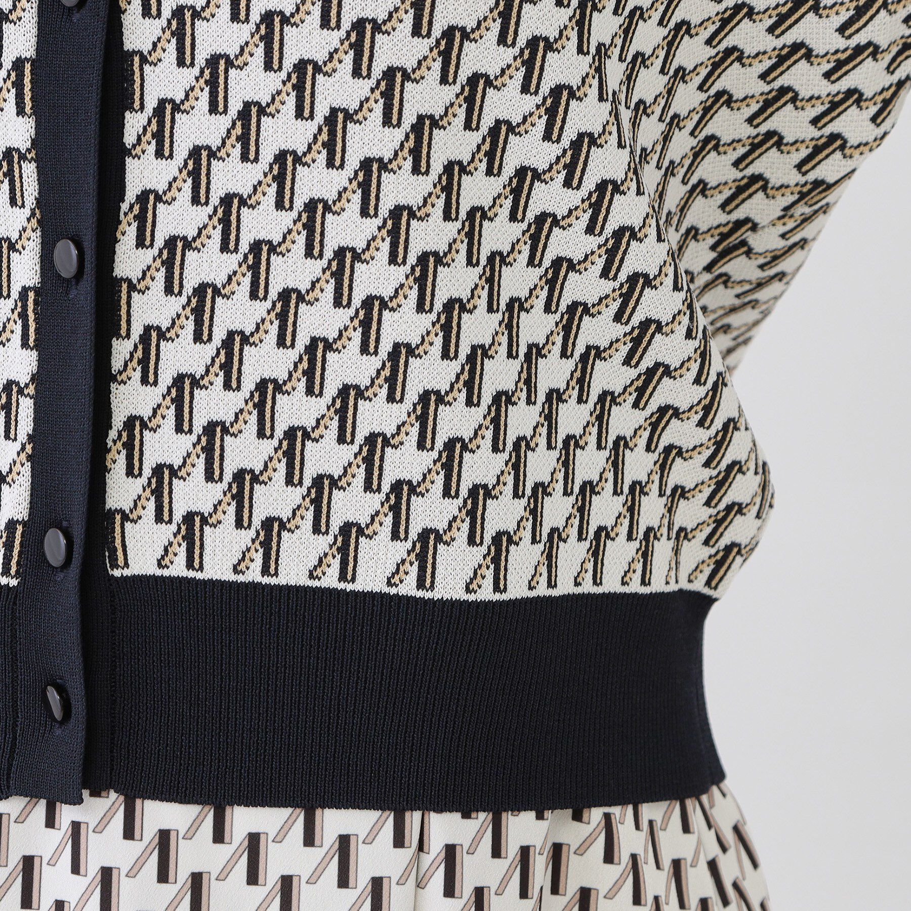 COUP DE CHANCE「【手洗い可／幾何柄／無地あり】短め丈カーディガン」|カーディガン|