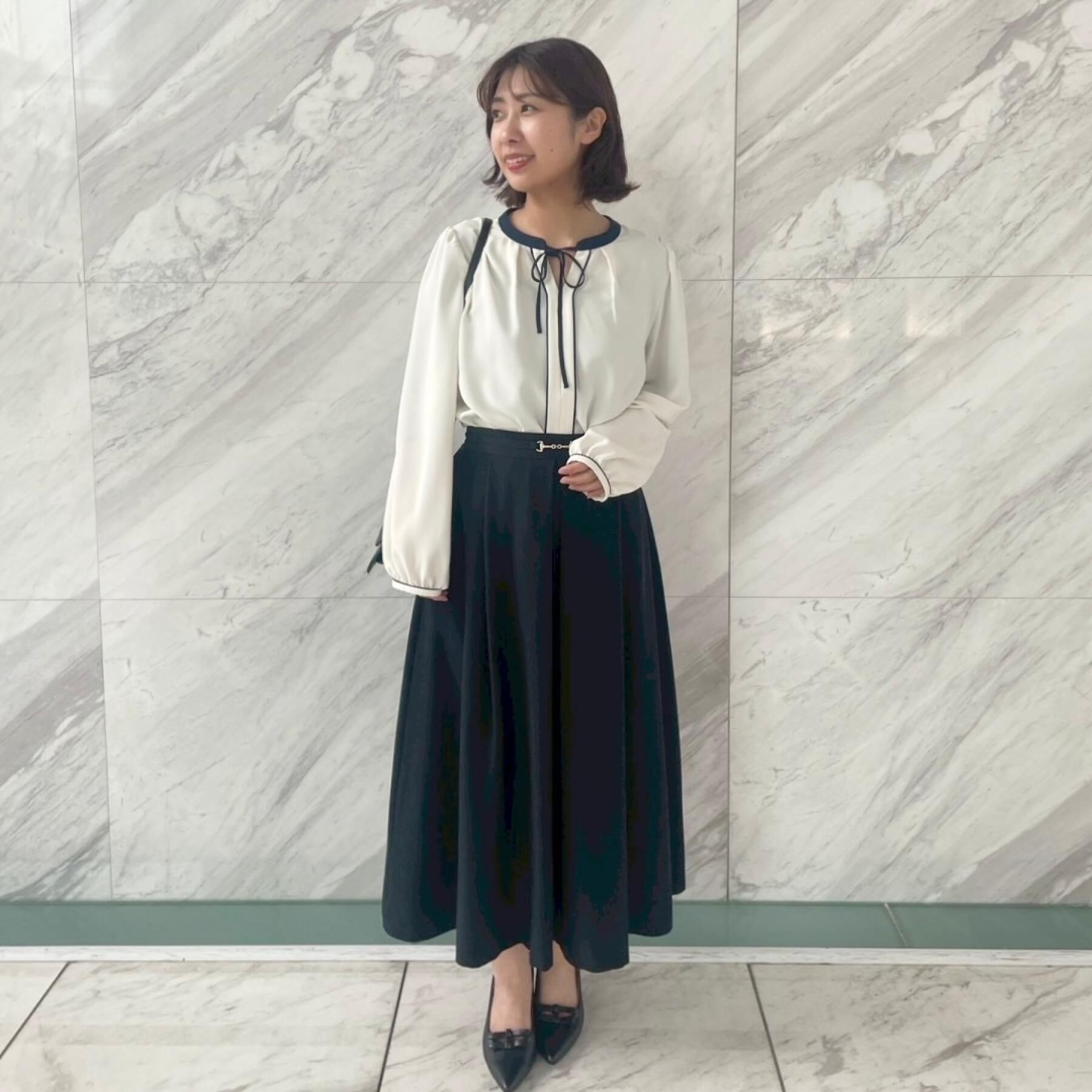 Couture broach「【洗える・ハレの日・通勤】配色 細リボンタイ ブラウス」|シャツ・ブラウス|