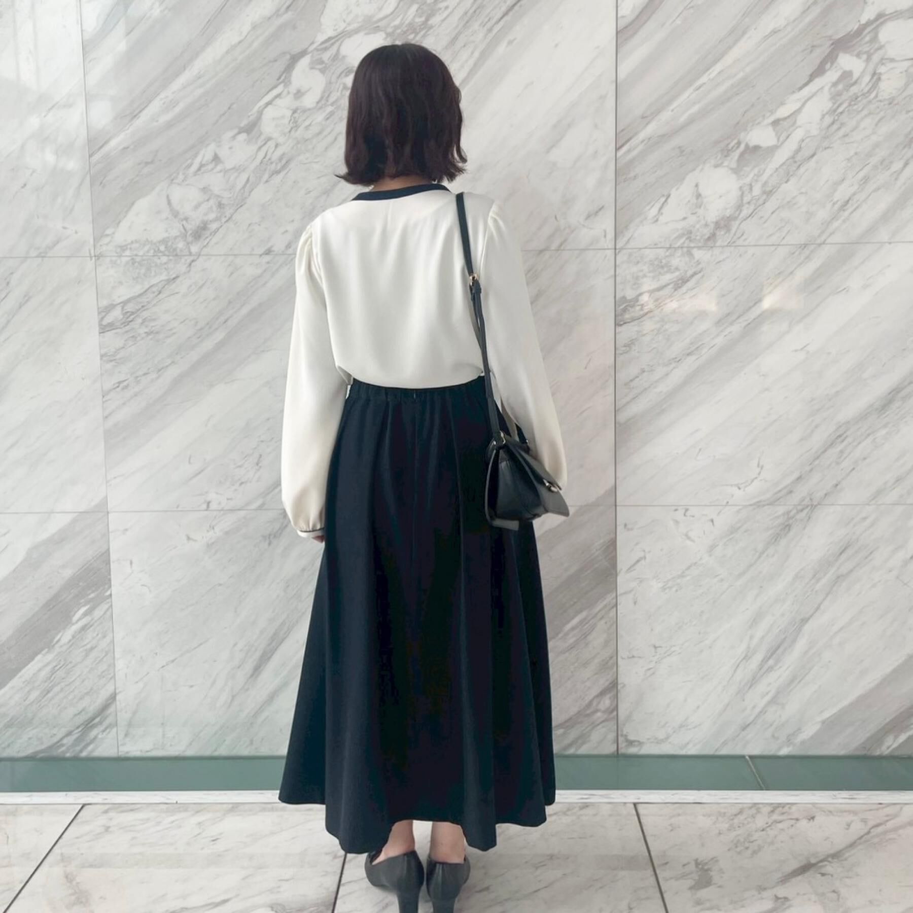 Couture broach「【洗える・ハレの日・通勤】配色 細リボンタイ ブラウス」|シャツ・ブラウス|