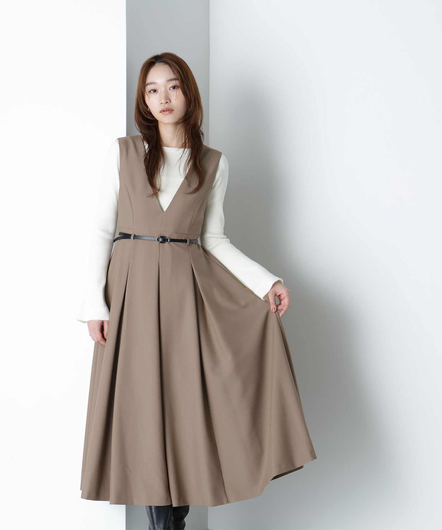  「ベルテッドタックジャンスカ」|ワンピース|ベージュ