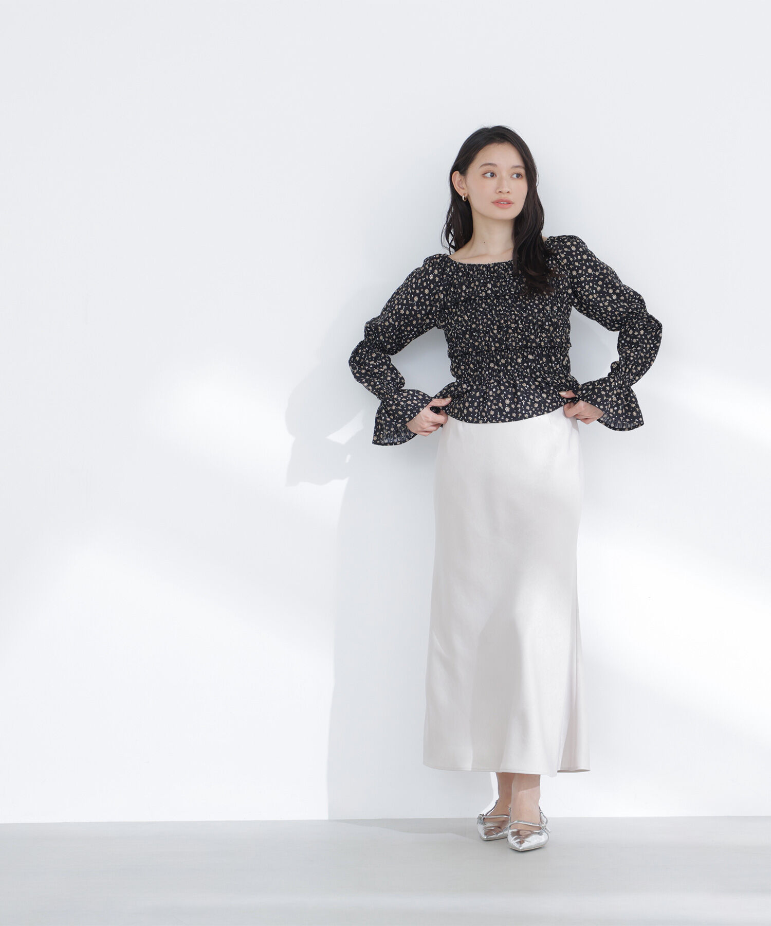  「ミニフラワーシャーリングブラウス」|シャツ・ブラウス|