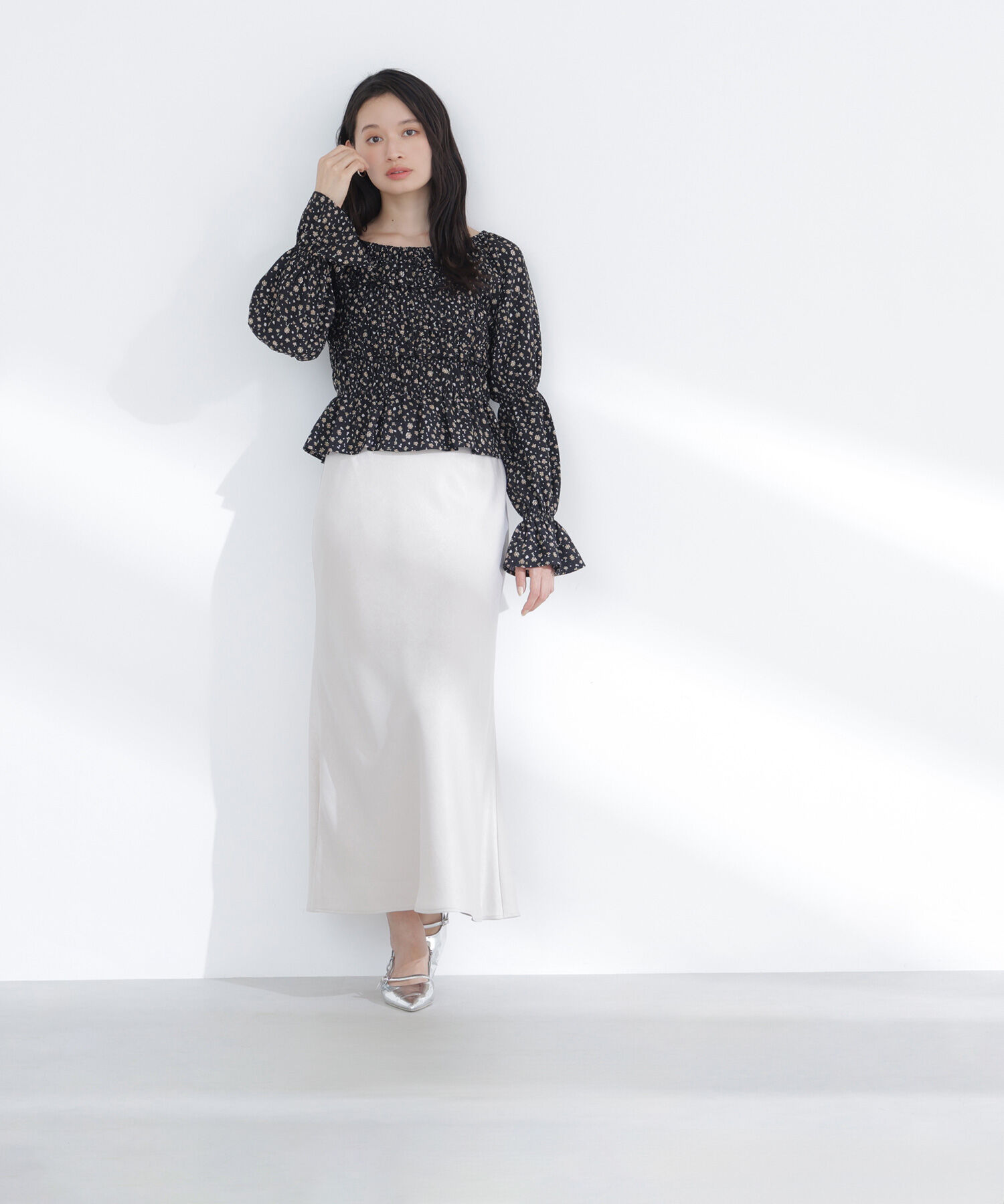  「ミニフラワーシャーリングブラウス」|シャツ・ブラウス|