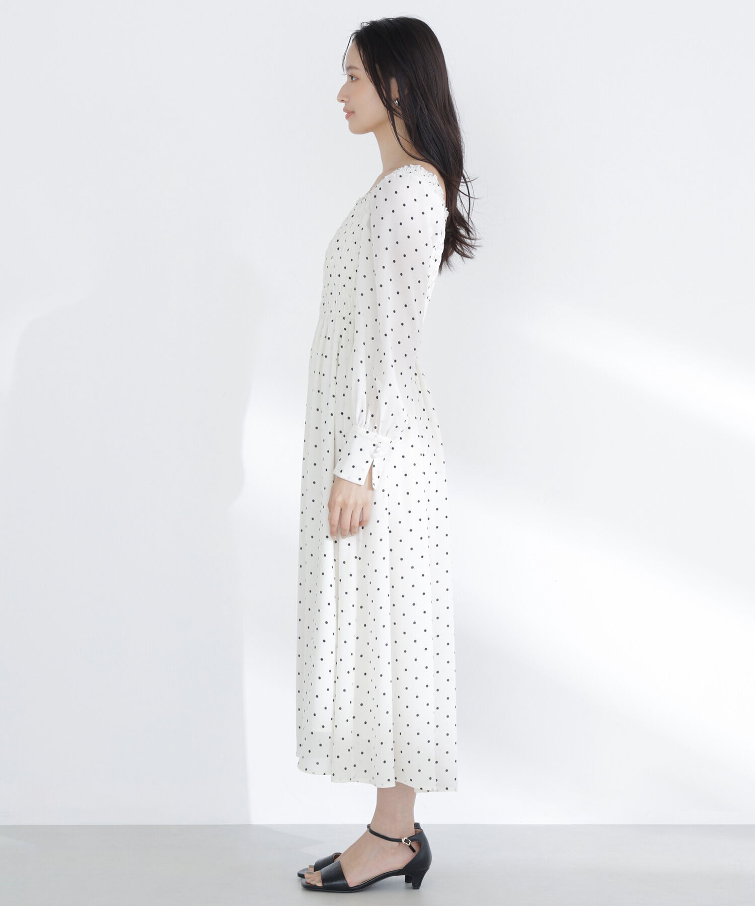  「ドットプリントシャーリングワンピース」|ワンピース|