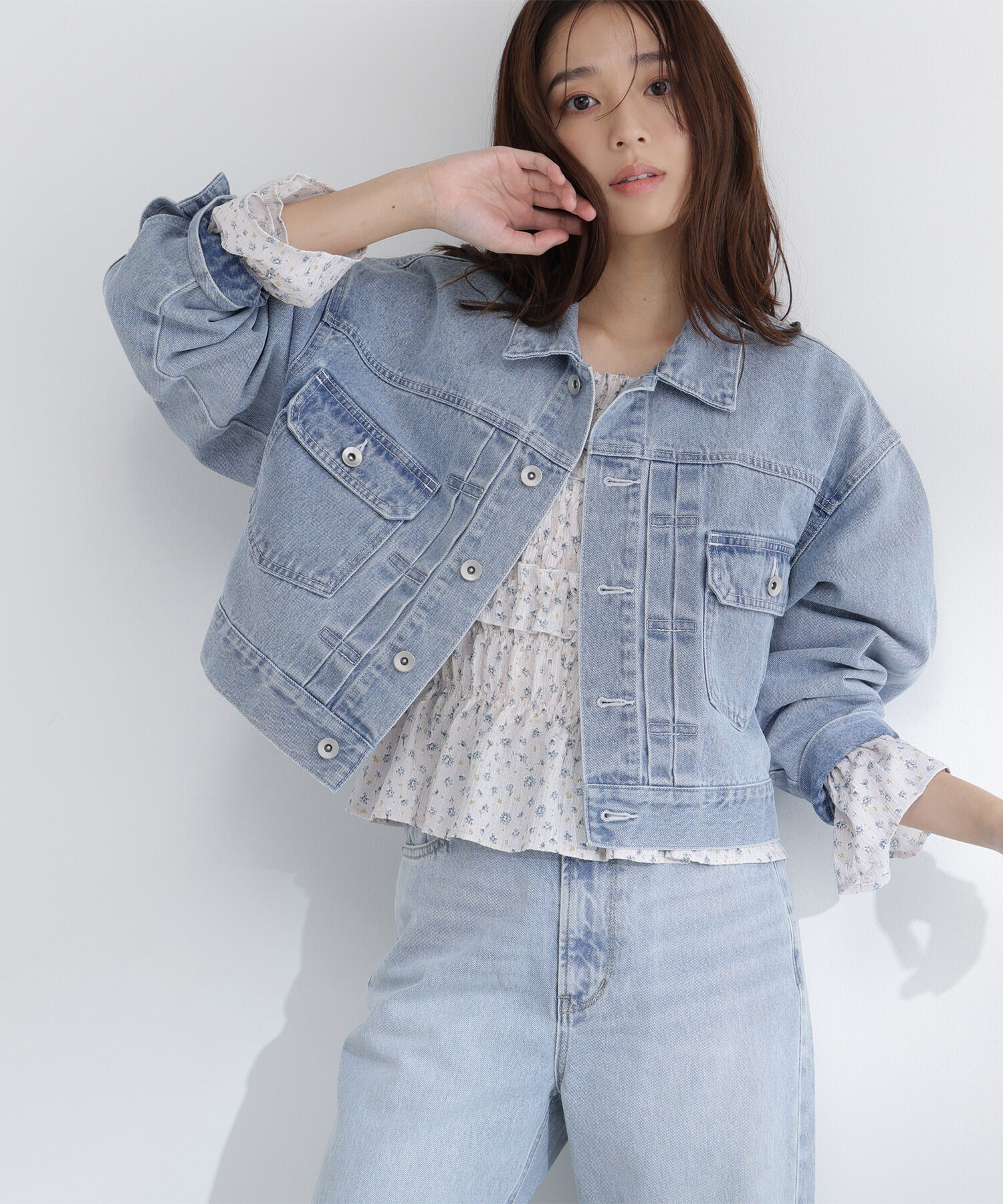  「ショートデニムジャケット」|ブルゾン・スタジャン|