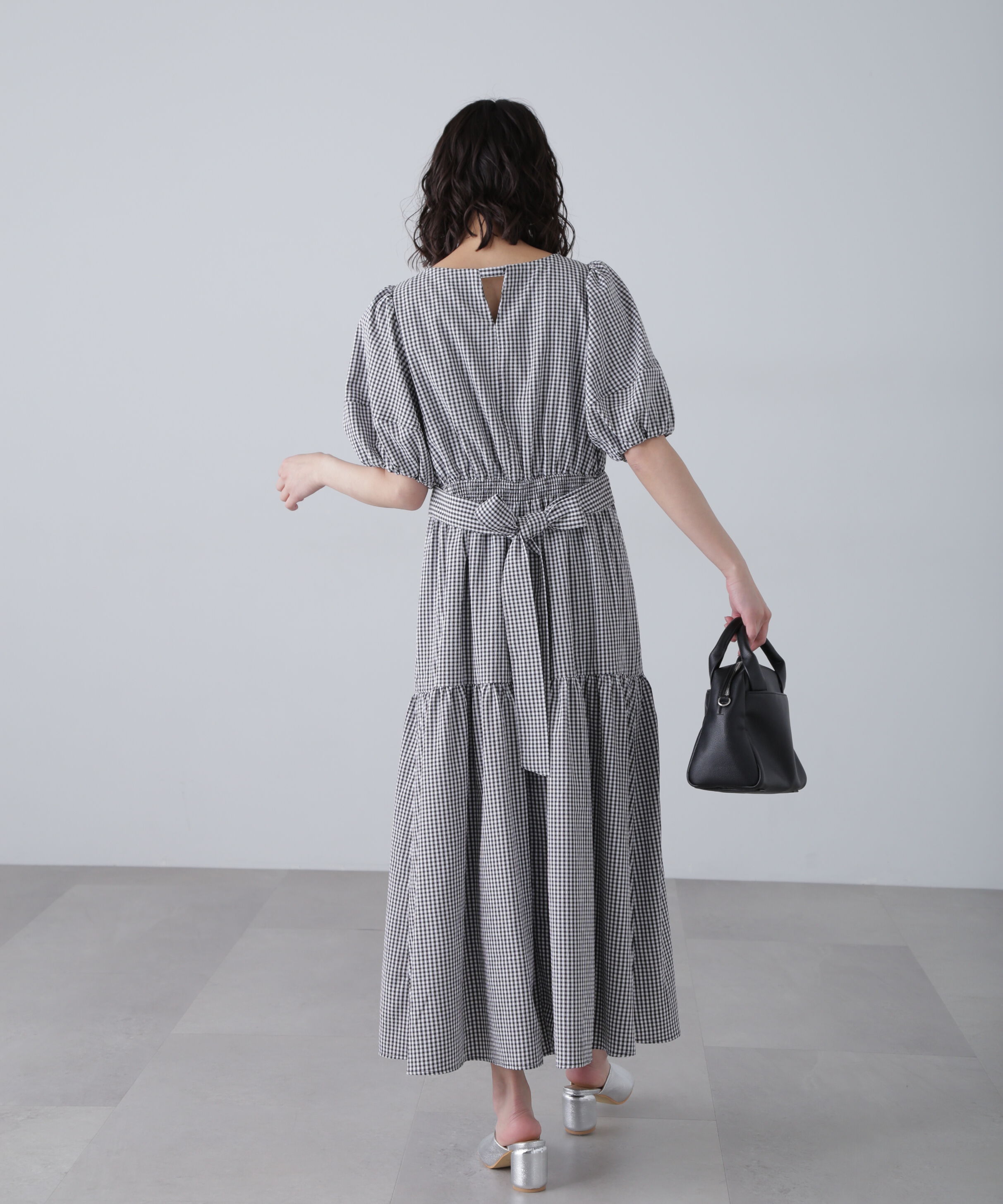  「ランタンスリーブバックリボンワンピース」|ワンピース|