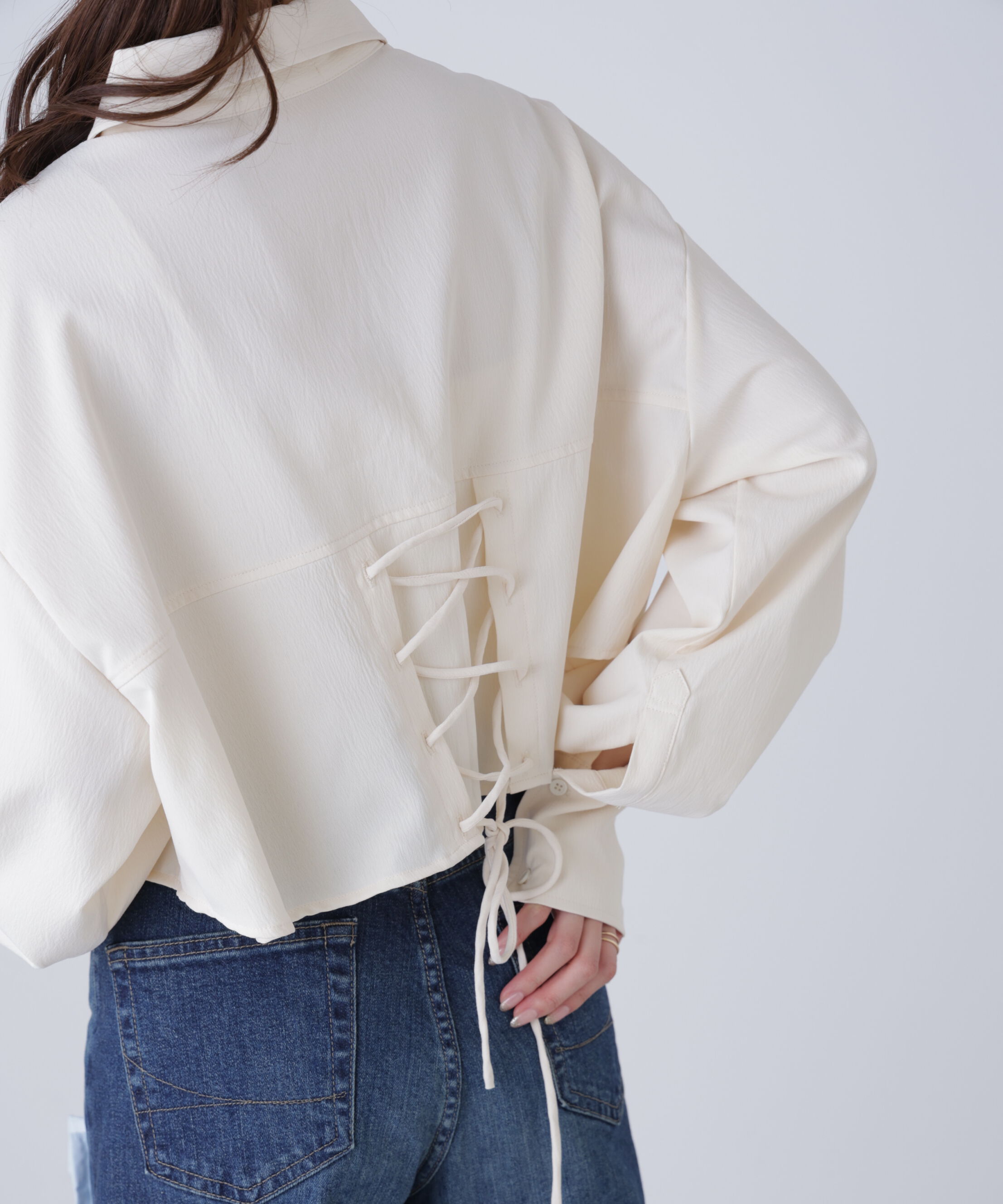  「バックレースアップショート丈シャツ」|シャツ・ブラウス|