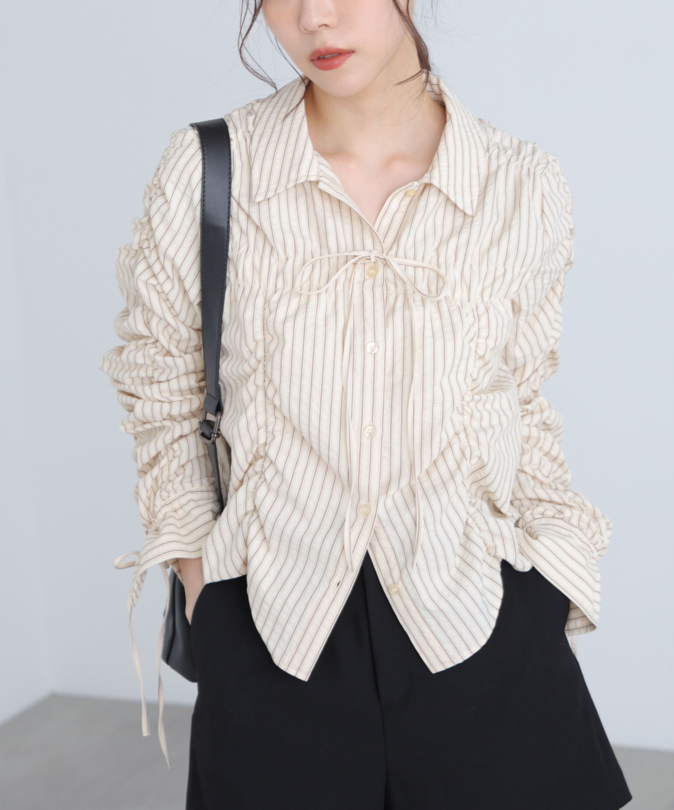  「シャーリングアソートシャツ」|シャツ・ブラウス|ベージュベー 1