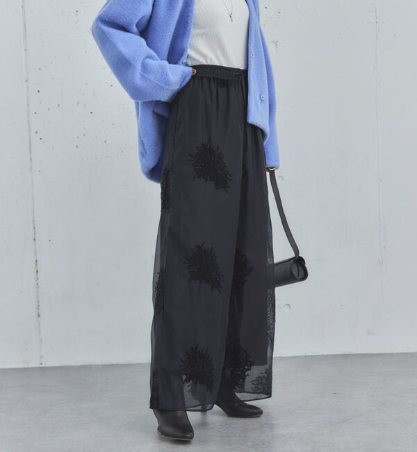 Doux archives「刺繍シアードロストパンツ」|チノ|