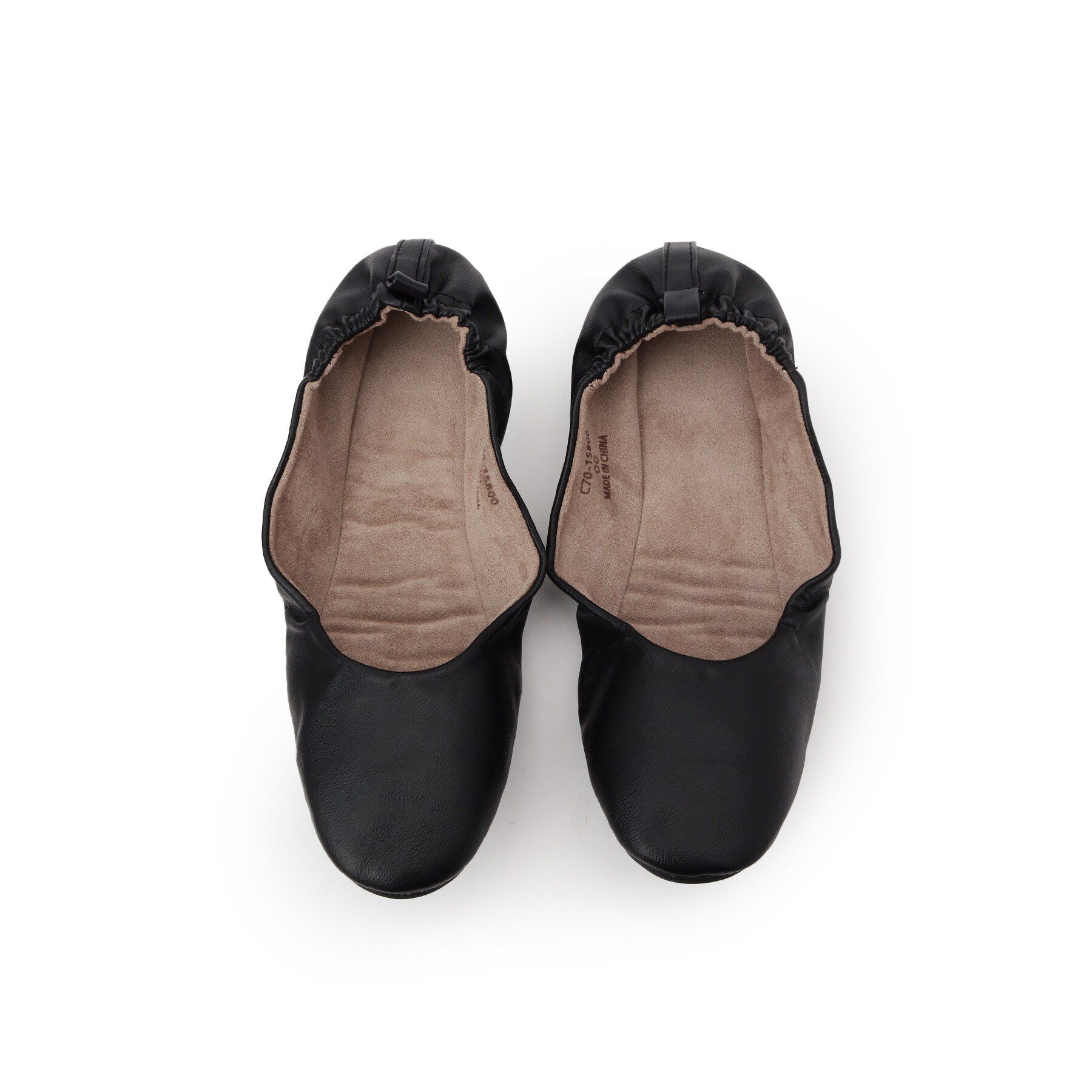 SHOO･LA･RUE「【セレモニー】巾着付折り畳みスリッパ」|クッション・クッションカバー|