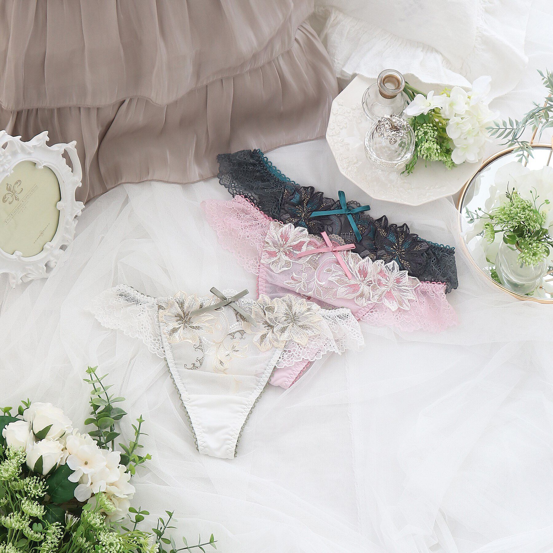 Risa Magli「フュシア Tバックショーツ」|インナー|