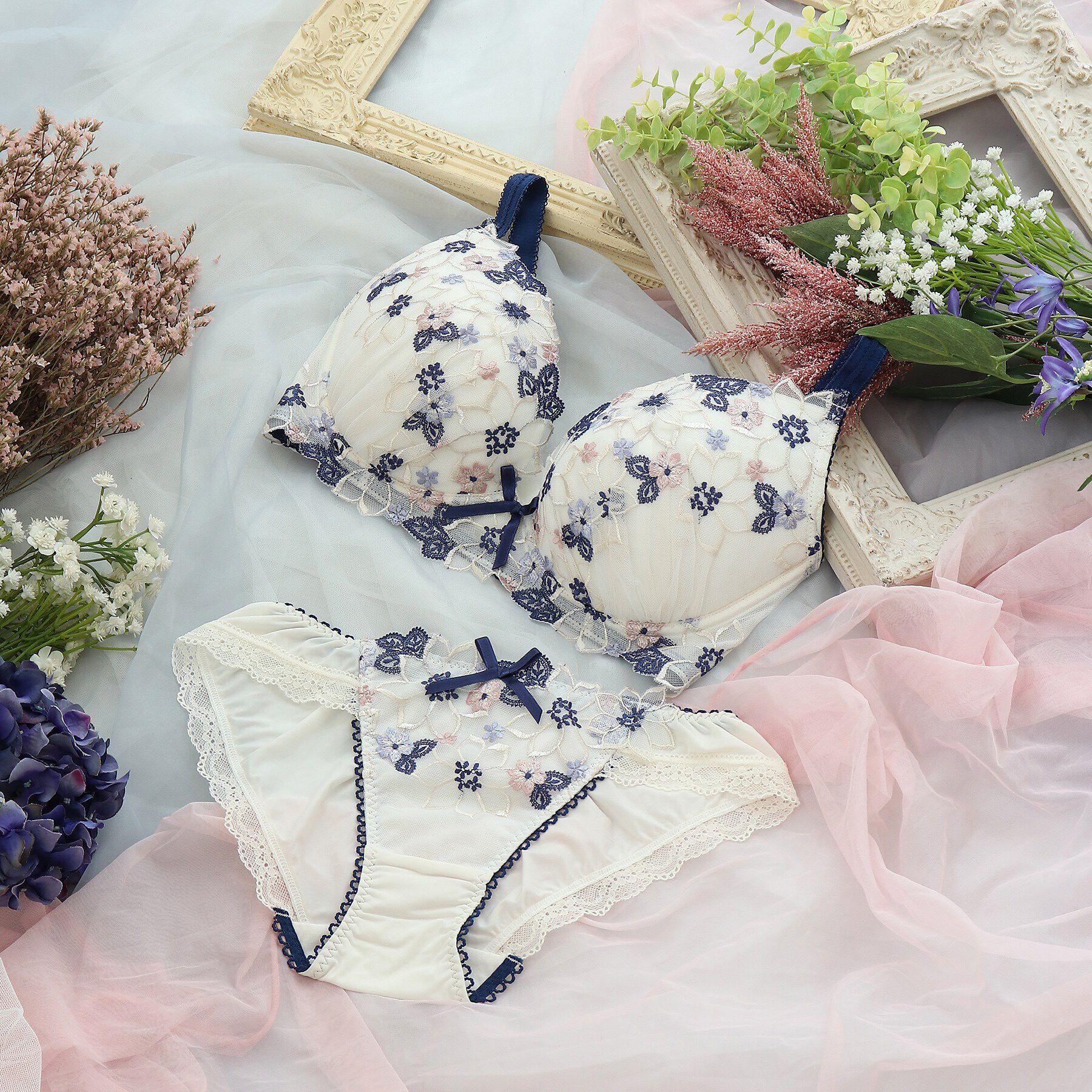 Risa Magli「カモミーユ ブラジャー」|インナー|