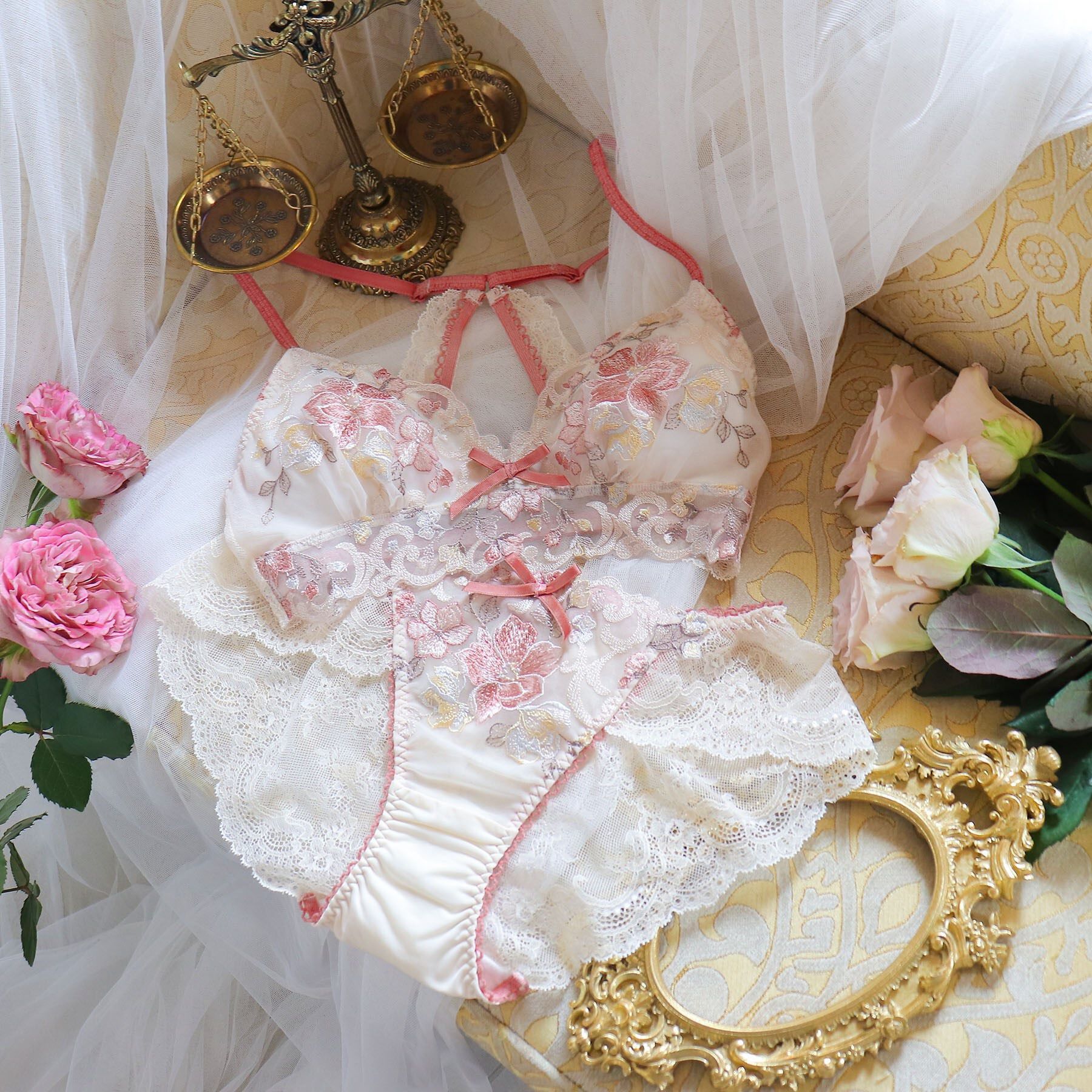 Risa Magli「エリオット ソフトブラ」|インナー|