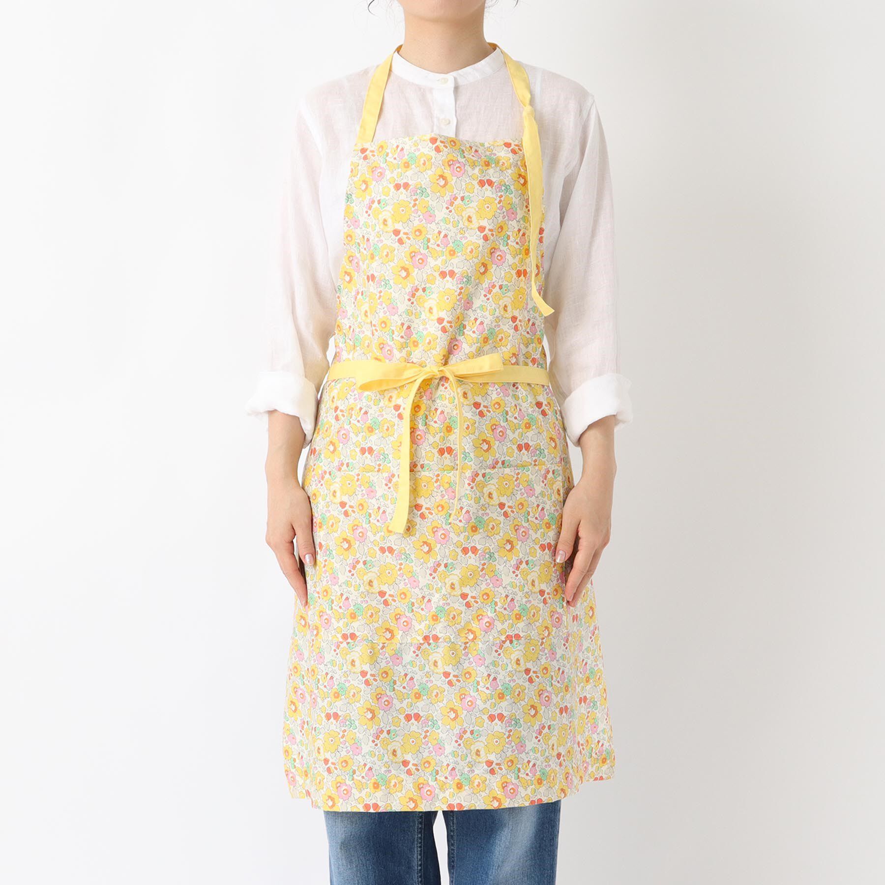 212 KITCHEN STORE「エプロン ベッツィ YE ＜フローレットロンドン＞」|食器・キッチングッズ|