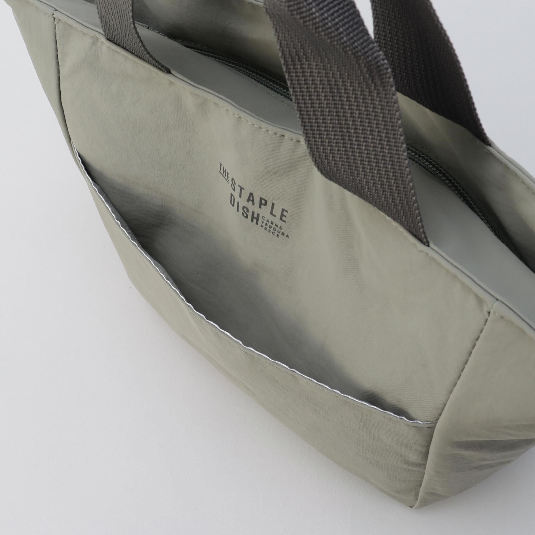 212 KITCHEN STORE「ステイプルユニ 保冷バッグ GR」|食器・キッチングッズ|