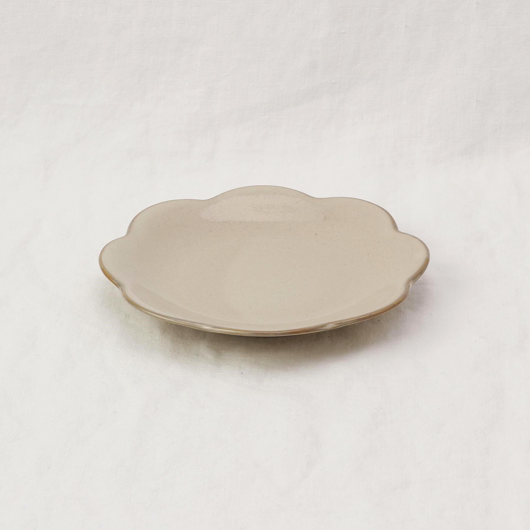 212 KITCHEN STORE「和花 中皿 生成」|食器・キッチングッズ|