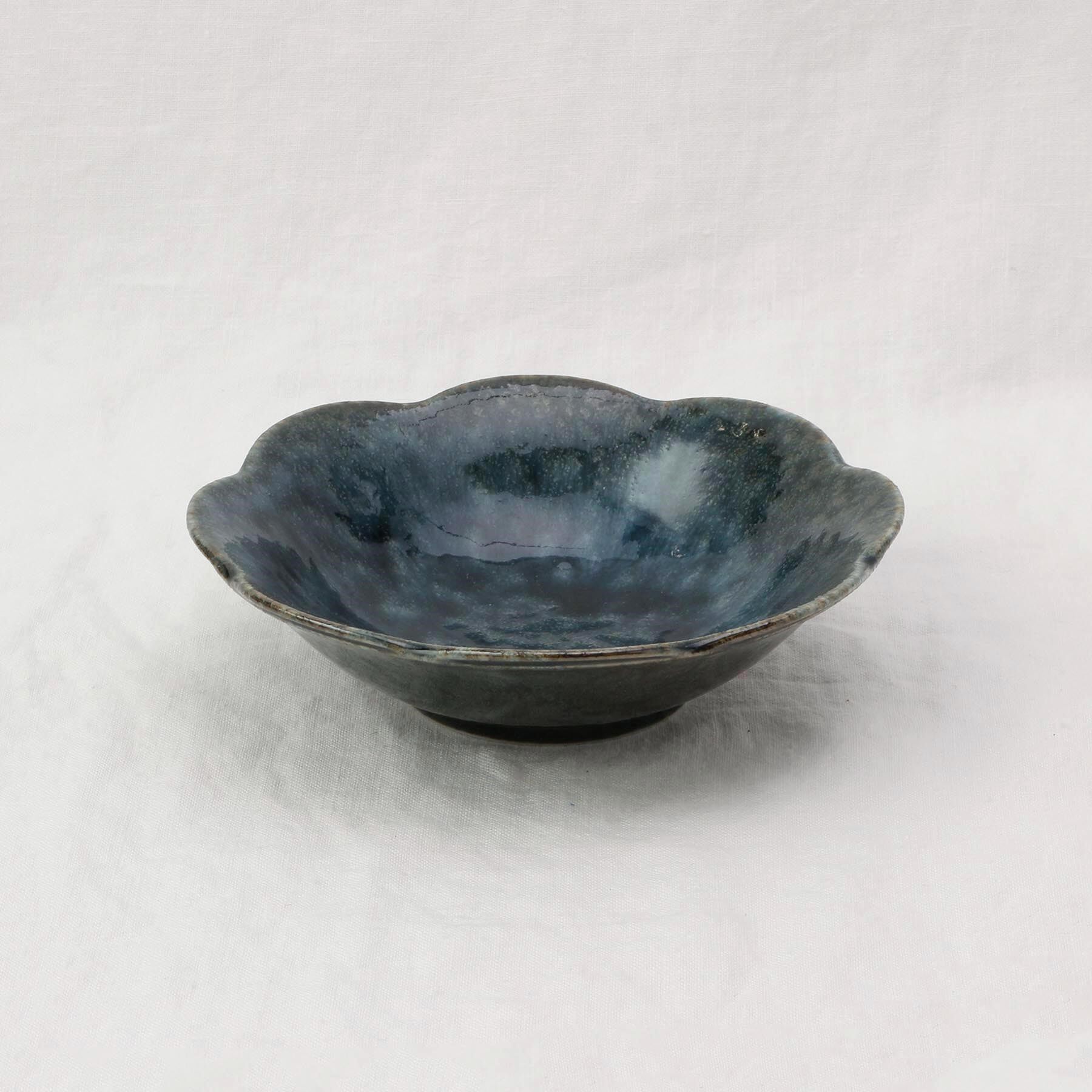 212 KITCHEN STORE「和花 浅鉢 青藍」|食器・キッチングッズ|