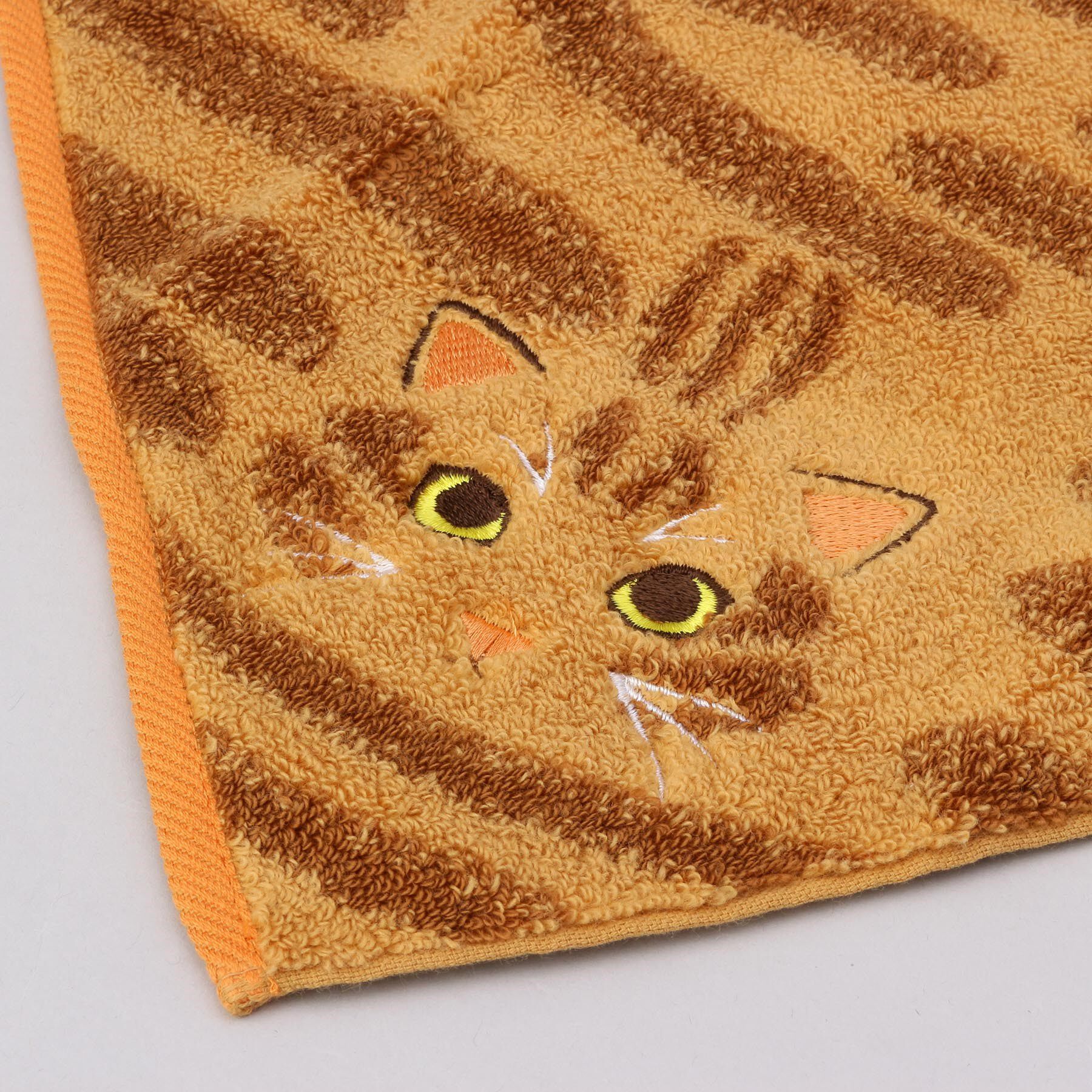 212 KITCHEN STORE「うちの子メイトはんかち 茶トラレッドタビー」|ハンカチ|