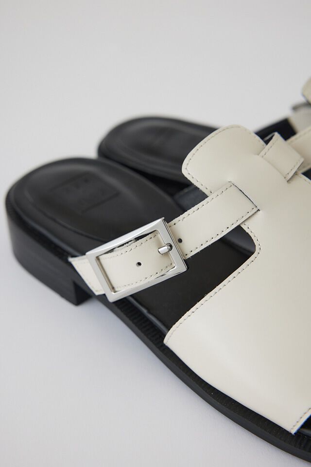 RIM.ARK 「Thumb leather flat sandal」|サンダル|