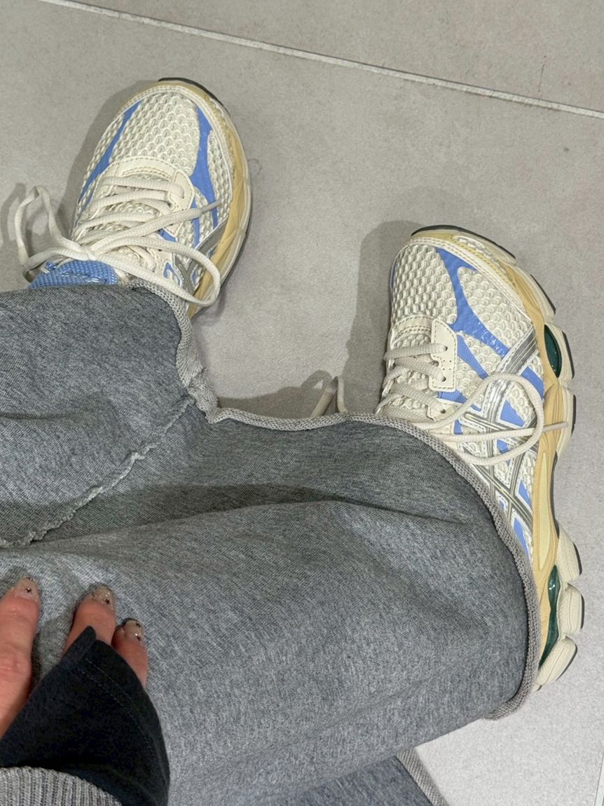  「【ASICS for emmi】GEL-CUMULUS 16」|スニーカー|