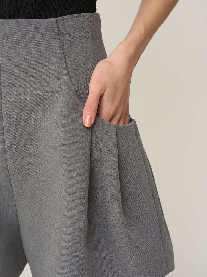 SNIDEL「Sustainableタックボリュームショートパンツ」|その他|