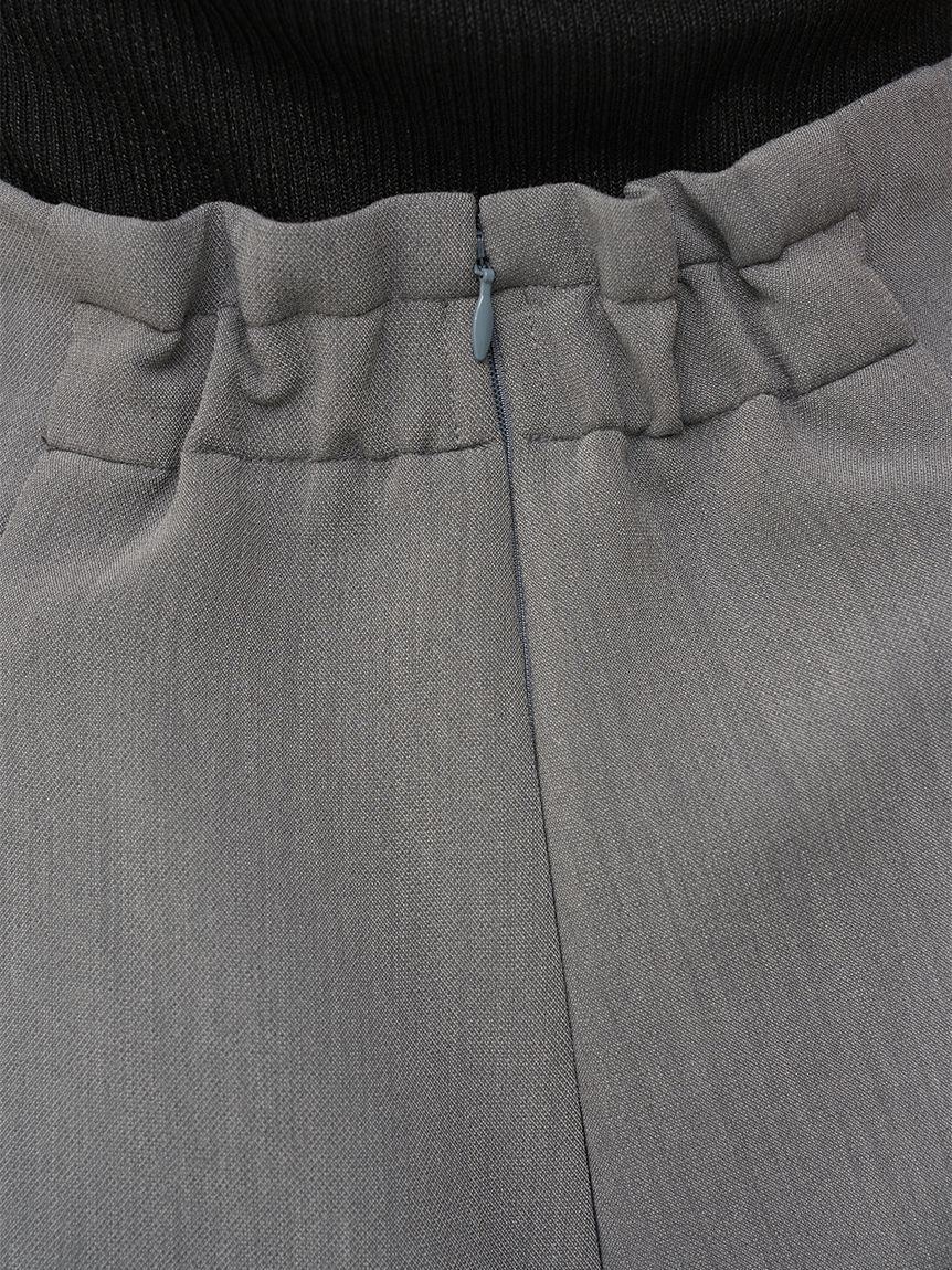 SNIDEL「Sustainableタックボリュームショートパンツ」|その他|