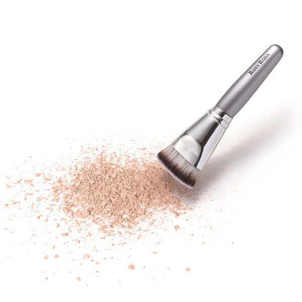  「ロージーローザ マルチファンデブラシ (126mm)」|コスメ雑貨|