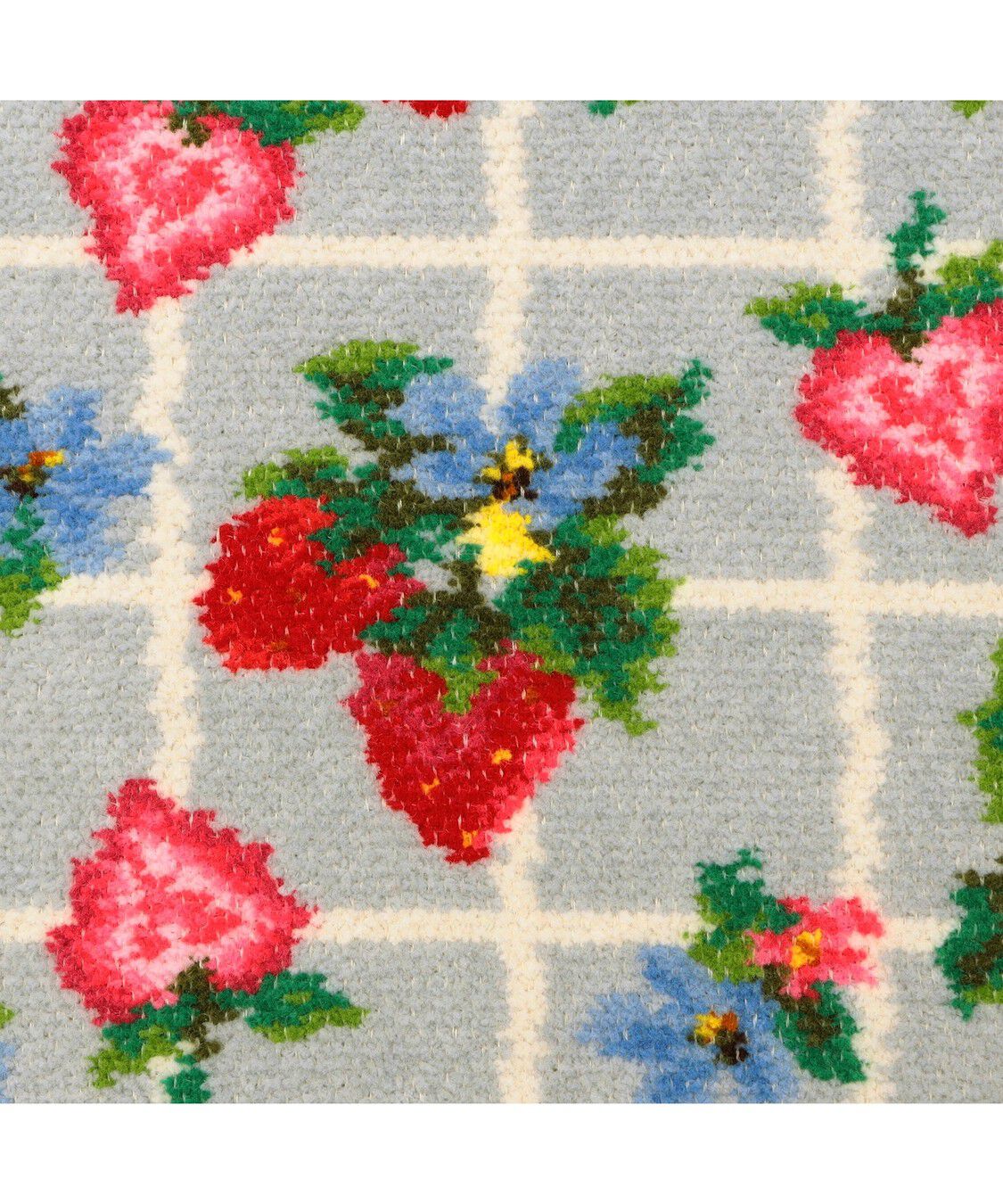 FEILER「ストロベリーフィールドプティ　ハンカチ」|ハンカチ|