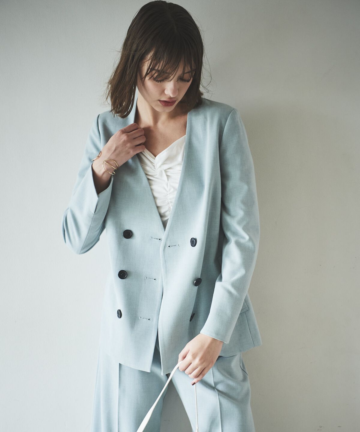 アンドクチュール「ノーカラーダブルジャケット」|ノーカラージャケット|