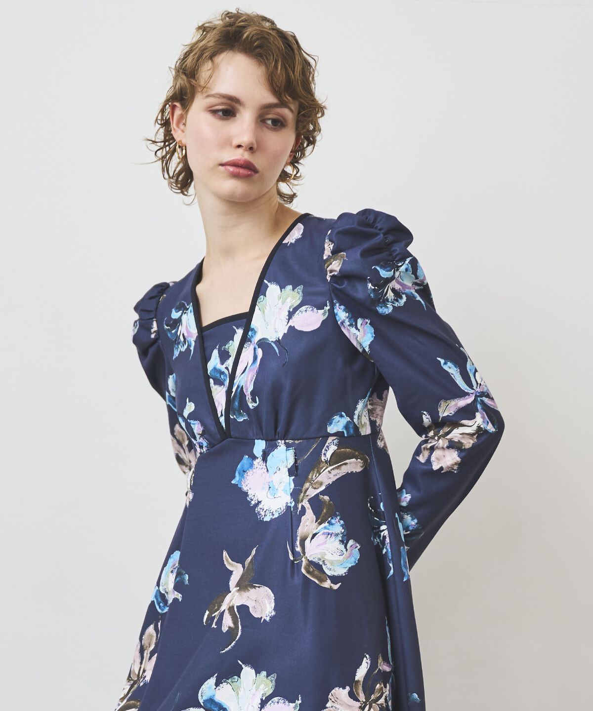 アンドクチュール「ウォーターフラワープリントワンピース」|ワンピース|