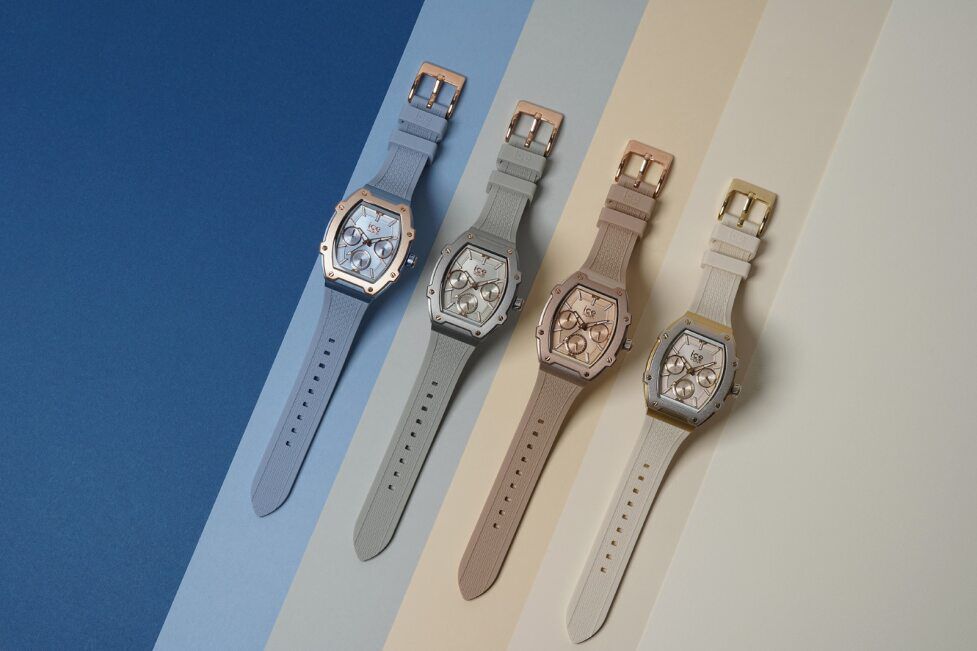 ICE-WATCH「〈ICE-WATCH(ｱｲｽｳｫｯﾁ)〉ICE boliday ｱｰﾓﾝﾄﾞｽｷﾝ Alu ｽﾓｰﾙ MT」|腕時計|