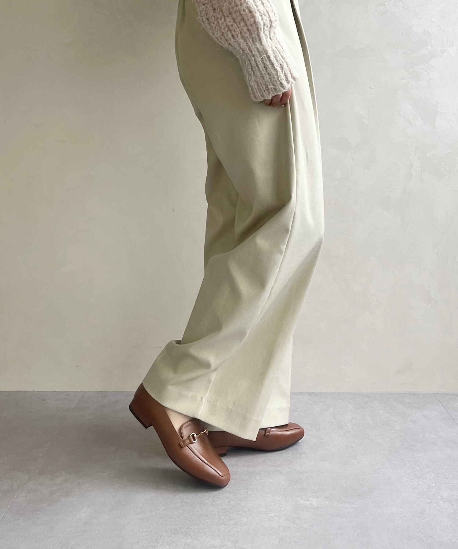 ORiental TRaffic「【跳べるパンプス/シリーズ累計１５０万足突破】スクエアトゥビットモチーフ  ローファー /R-3210」|パンプス|