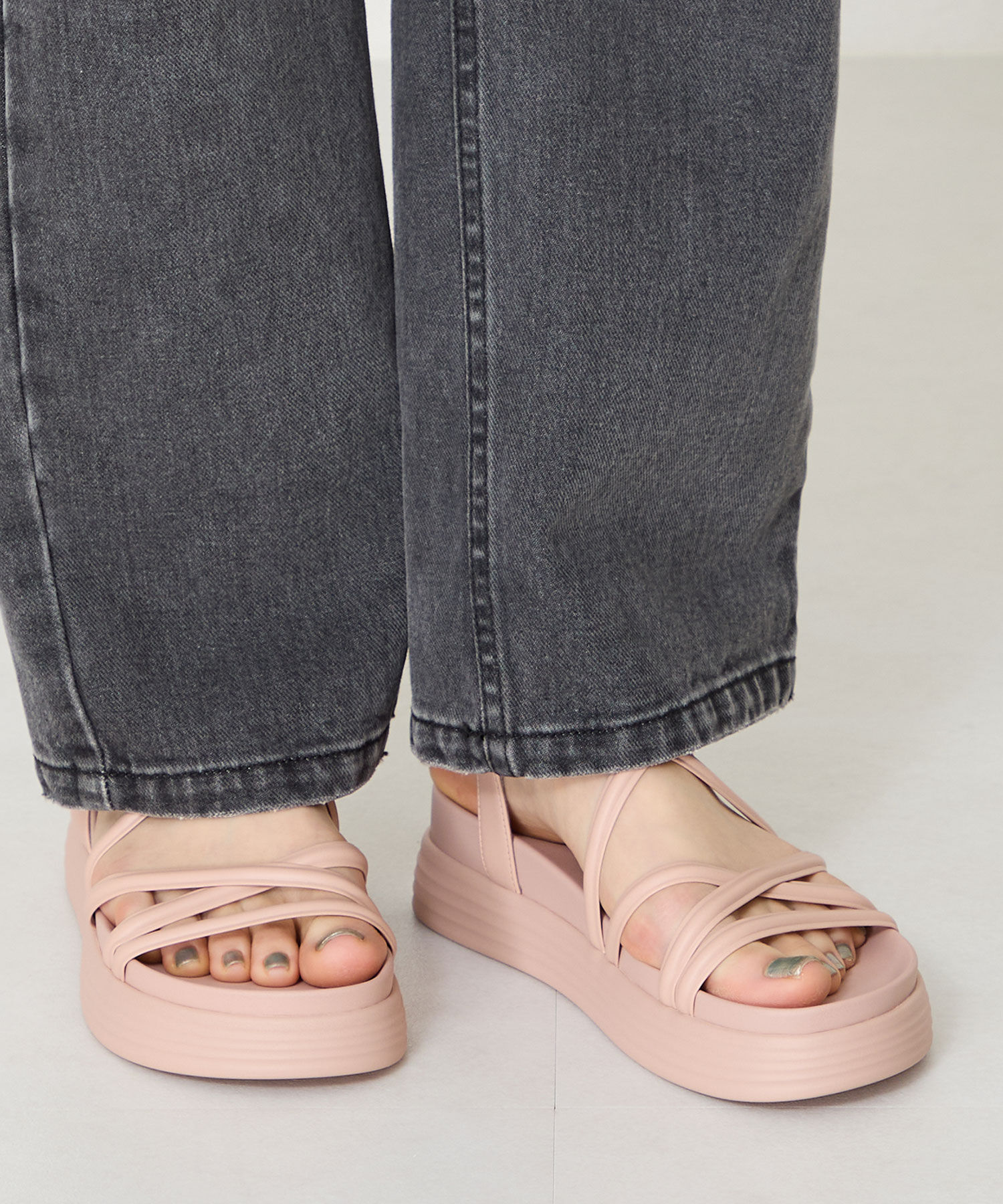 ORiental TRaffic「●2025春夏新作●クロスストラップ軽量ソールサンダル/51218 柔らかい フィット 人気 トレンド」|サンダル|