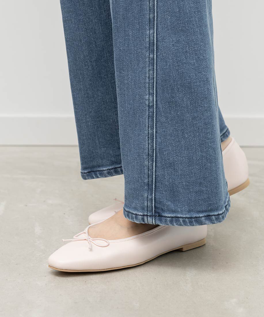  「軽量 スクエアトゥフラットパンプス」|パンプス|