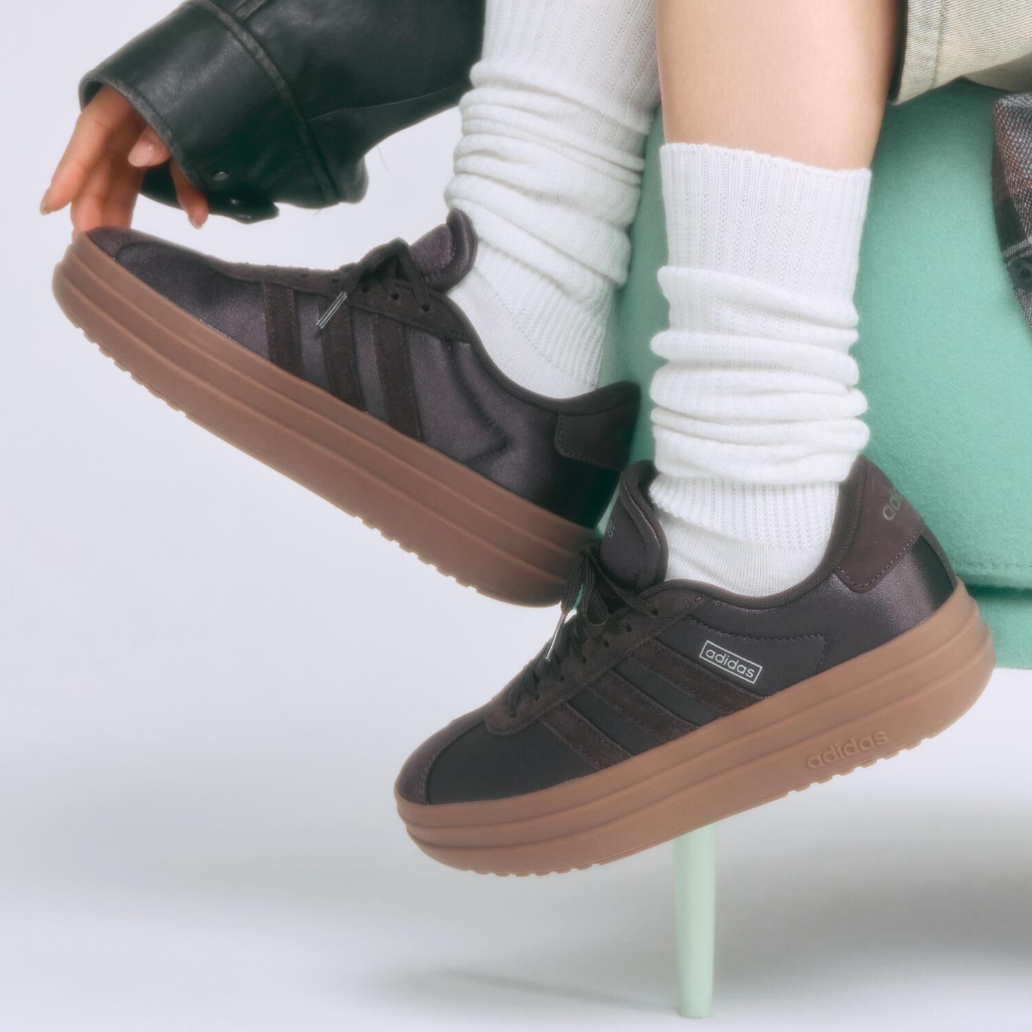 adidas「【ADIDAS】VL COURT BOLD」|スニーカー|ブラウン