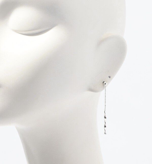 TOMORROWLAND GOODS「Nina&Jules Twisted Swinging ピアス」|ピアス|