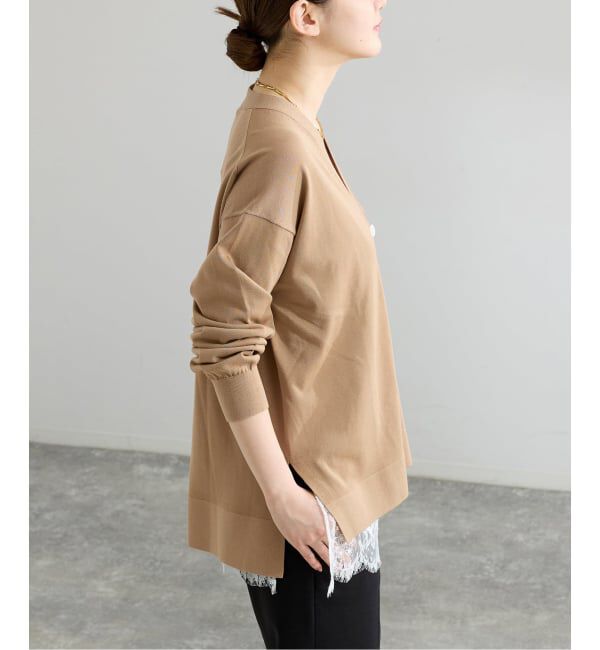 IENA「《予約》アセテートシルクVネックカーディガン」|カーディガン|