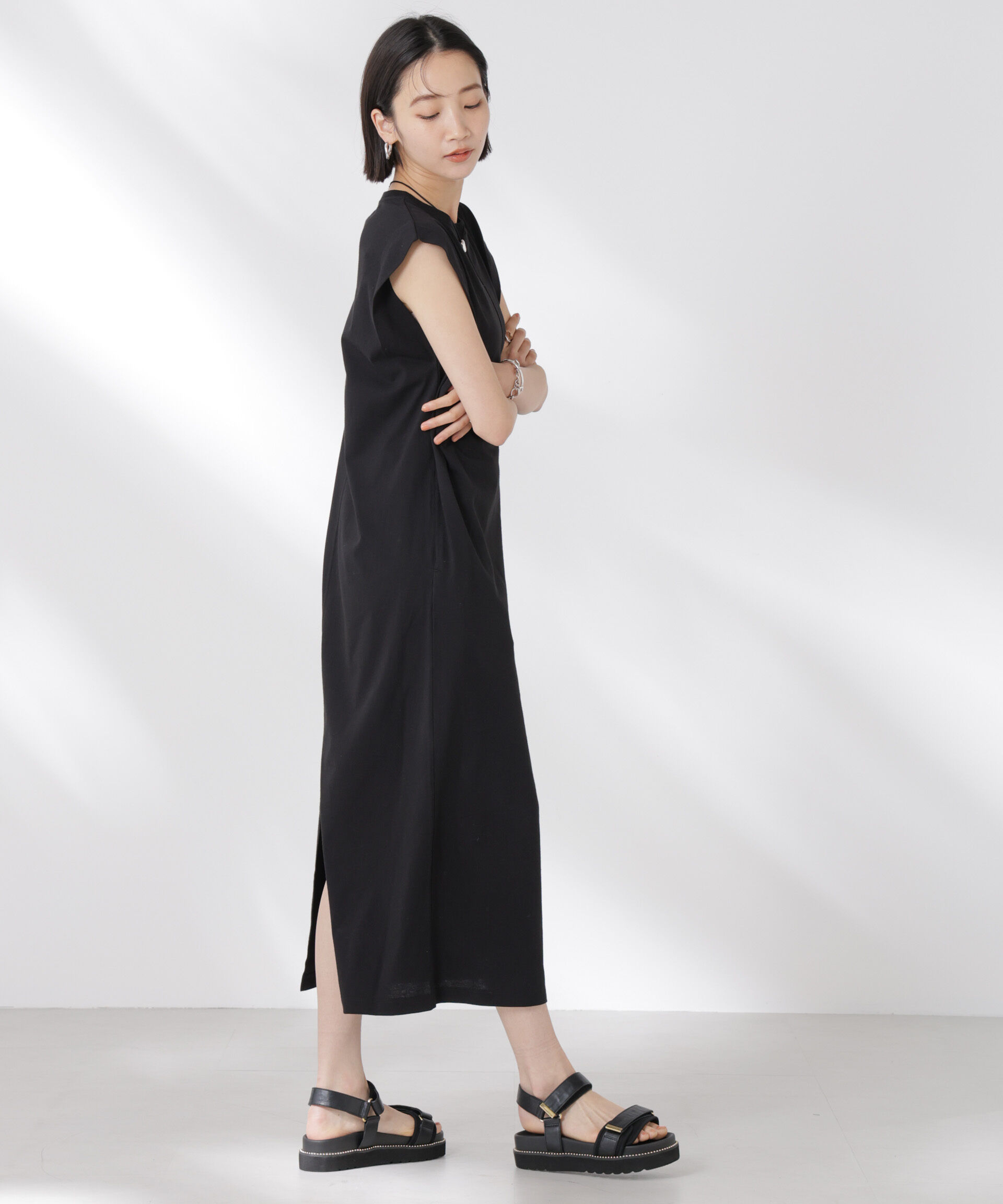 nano･universe「STORATECH 機能素材タックスリーブカットワンピース」|ワンピース|