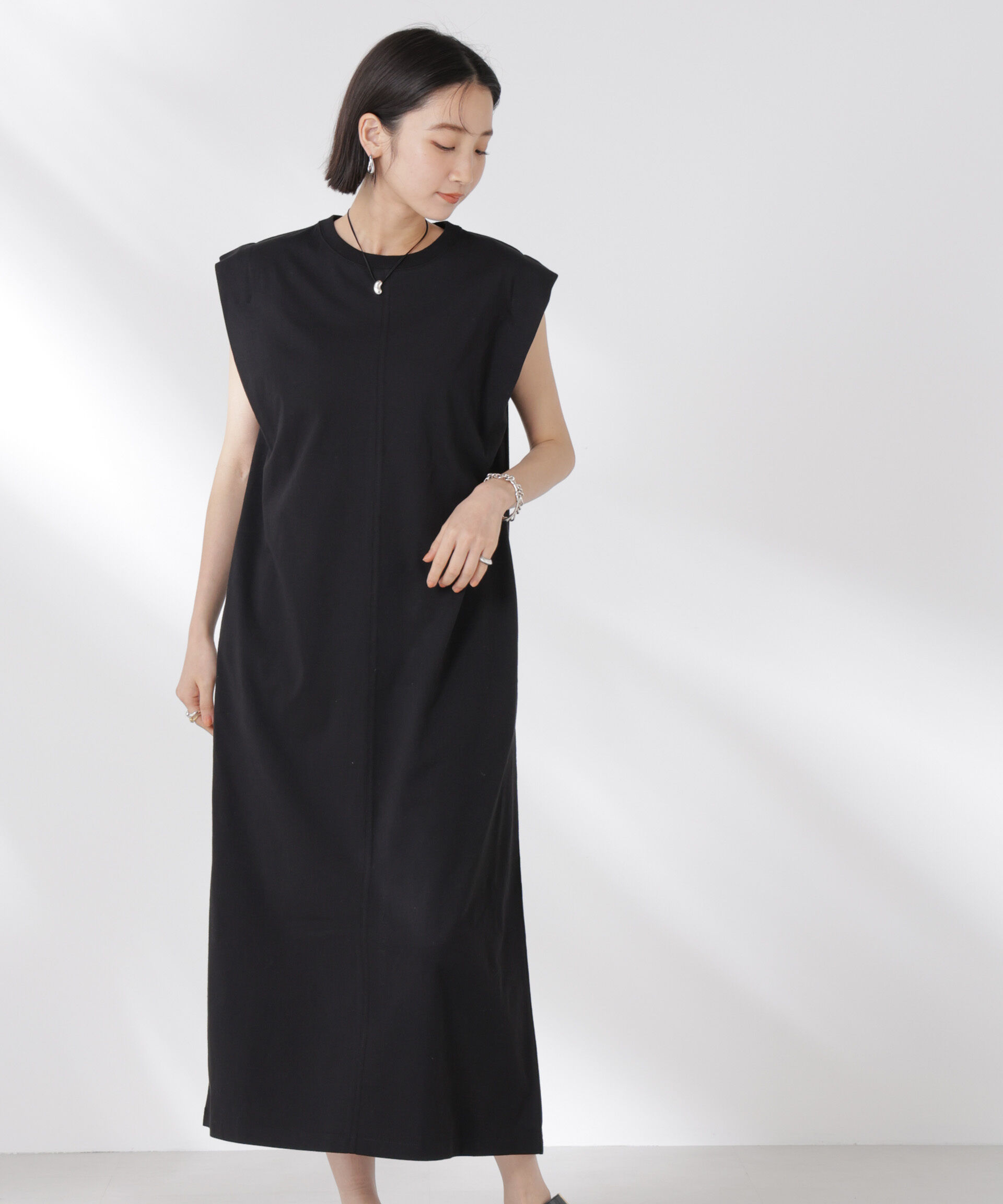 nano･universe「STORATECH 機能素材タックスリーブカットワンピース」|ワンピース|