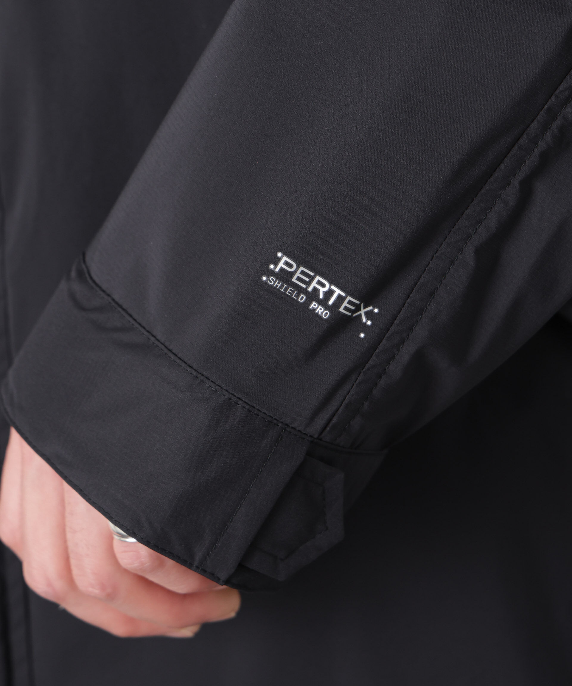 nano･universe「「Meaningful Continuity」PERTEX(R) SHIELD PRO フードブルゾン」|ブルゾン・スタジャン|