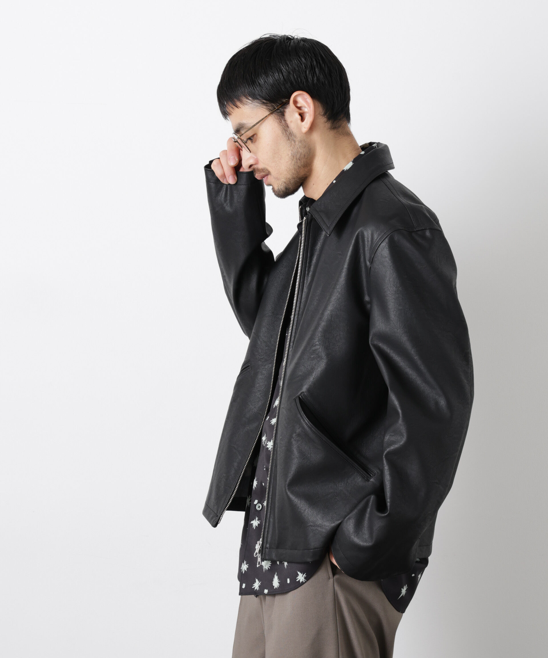 nano･universe「フェイクレザー｢WARP PRINT｣ライニング」|ブルゾン・スタジャン|