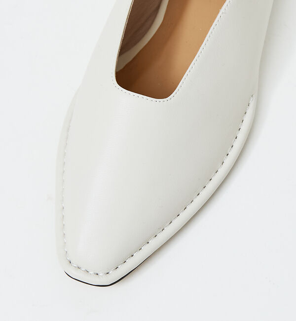 AU BANNISTER「ステッチダウンキャザーベルトバブーシュフラット」|パンプス|