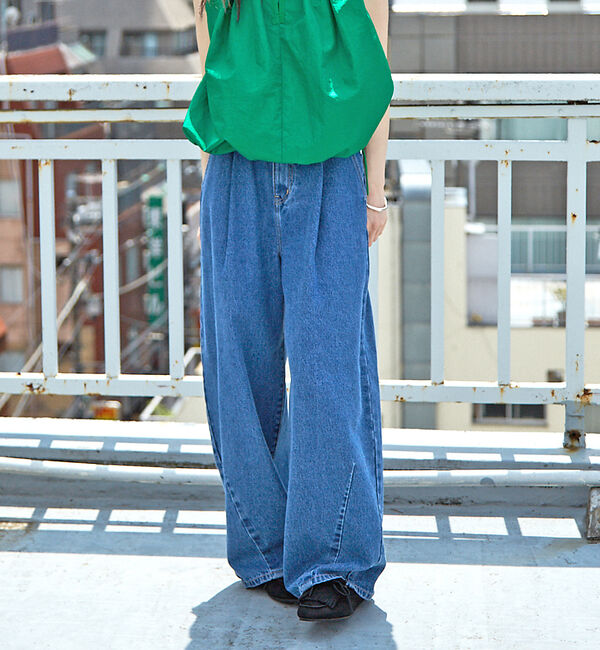 NOMINE「タック ボリューム デニムパンツ」|デニム|ブルー