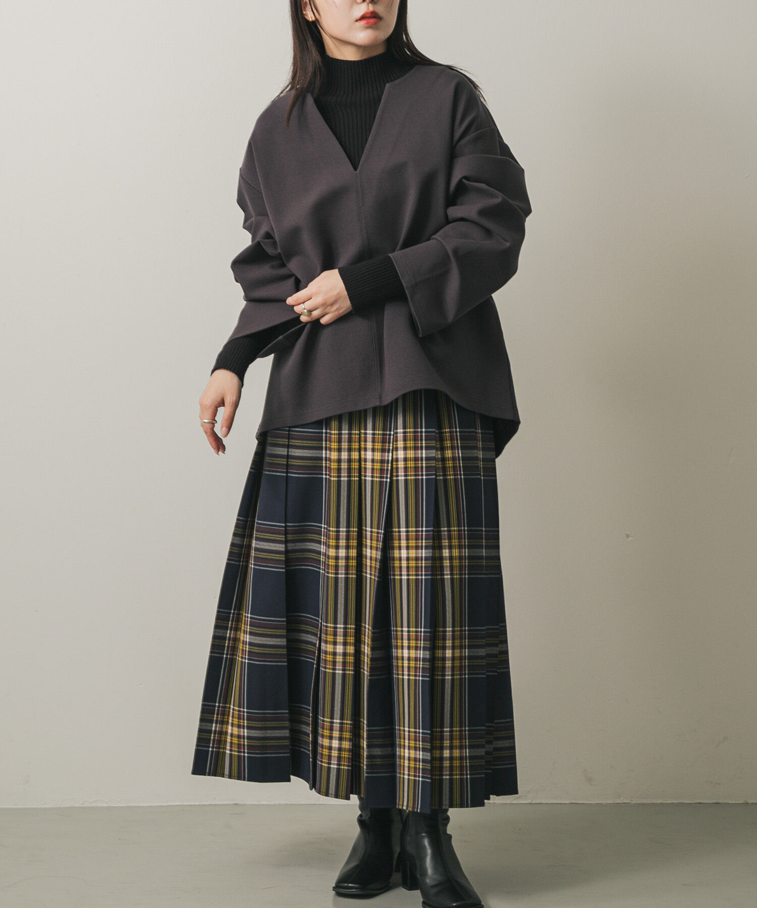 SENSE OF PLACE by URBAN RESEARCH「スキッパールーズトップ」|その他|チャコールグレー