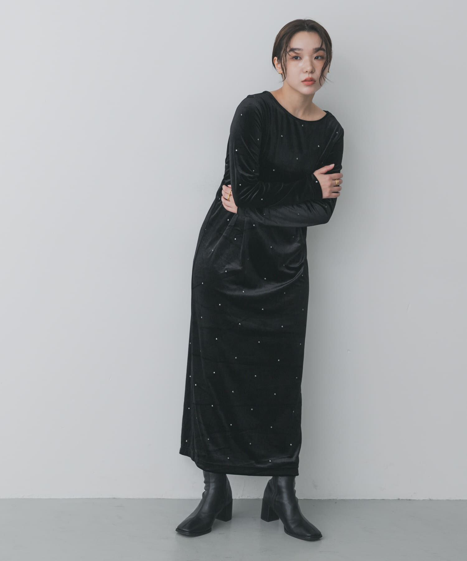 SENSE OF PLACE by URBAN RESEARCH「ドットシシュウベロアワンピース」|ワンピース|